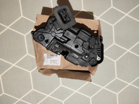 ЗАМОК ДВЕРІ ПЕРІД VW AUDI SKODA SEAT 5TB837015A ЛІВИЙ ПЕРІД 