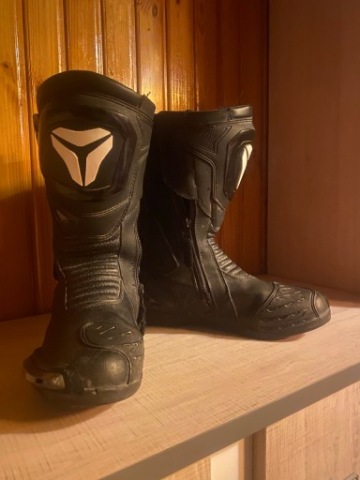 ВЗУТТЯ МОТОЦИКЛЕТНІ SECA HYPER II 