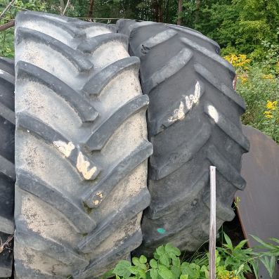 ШИНА ROLNICZA 600/65 R38 (SZEROKA, NISKOPROFILOWA) 