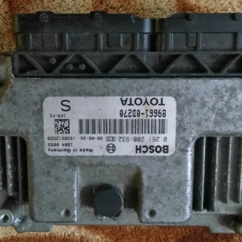 ECU TOYOTA - 0261208932 / 89661-0D270