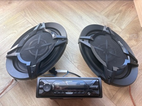 SONY DSX-A410BT + 2X XS-FB6920E – КОМПЛЕКТ CAR АУДИО BLUETOOTH 