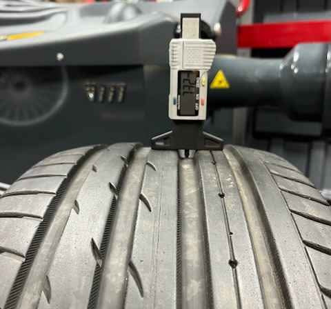 Nankang Sportnex AS2 235/30 R21