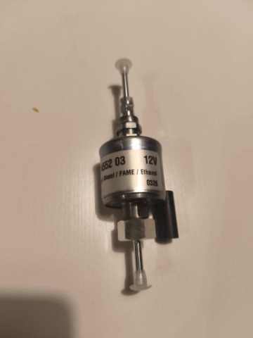 НАСОС ТОПЛИВА EBERSPÄCHER 12V 22 4552 03 / 22455203 – НОВАЯ 