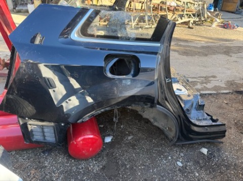 ПРАВИЙ КРИЛО , ЧЕТВЕРТЬ AUDI Q7 4M0 2923 