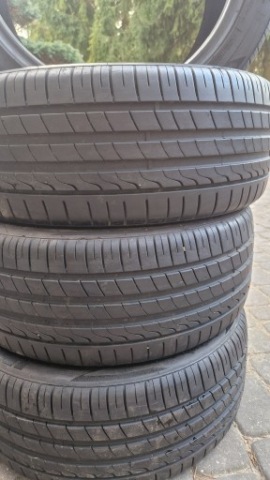ШИНИ ЛІТО 4 ШТУКИ 225/45 Z R17 ЯК НОВЕ ПРОБІГ 350KM 