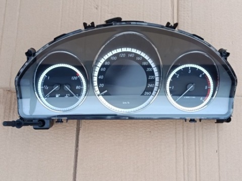 MERCEDES W204 ПРИБОРНА ПАНЕЛЬ 2.2 CDI A 204 404 06 47 