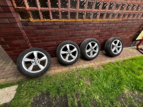 ORIGINAL DISKS DO AUDI O ROZMIARZE 17 Z TIRES LETNIMI 