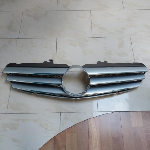 РЕШІТКА MERCEDES W216 CL500 A2168800083 