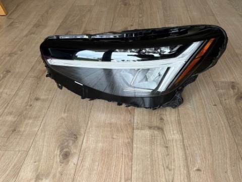 ЛІВА ФАРА VOLVO XC40 BASE ВЕРСІЯ США 3240414 