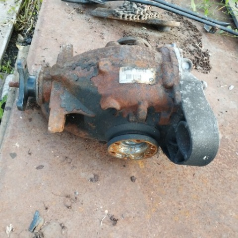 ДИФЕРЕНЦІАЛ МІСТ BMW E90 E91 E92 E87 E81 N52B30 330I АВТОМАТ 3.64 7519943-04 