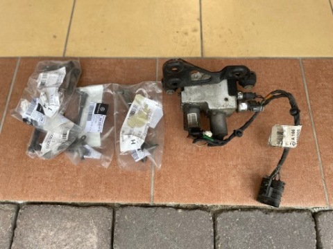 МОДУЛЬ БЛОК КЕРУВАННЯ ПІДВІСКИ ПНЕВМАТИЧНОЇ MERCEDES A1663201358 