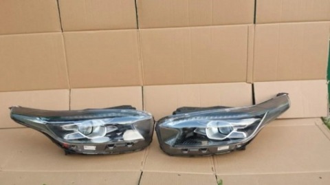 KIA XCEED РЕШІТКИ LED (СВІТЛОДІОД) 92101J7300 92102J7310 