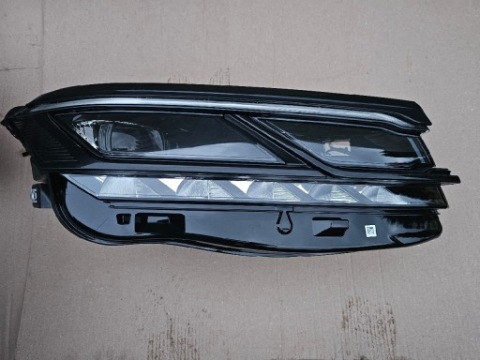 ФАРА ФАРА VW TOUAREG LLL CR7 ПОВНИЙ LED (СВІТЛОДІОД) НОВА 761.941.114 