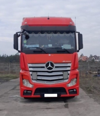 MERCEDES ACTROS MP 4 DUZA КАБІНА