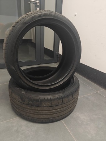 Pirelli P Zero 235/40 R19 96Y 19