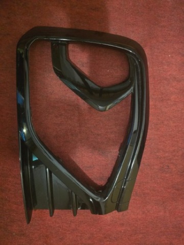 РЕШІТКА БАМПЕРА ПРАВА VW TAIGO 2G7853666B 