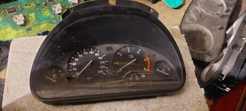 DASHBOARD BMW E39 110.008.735/054  