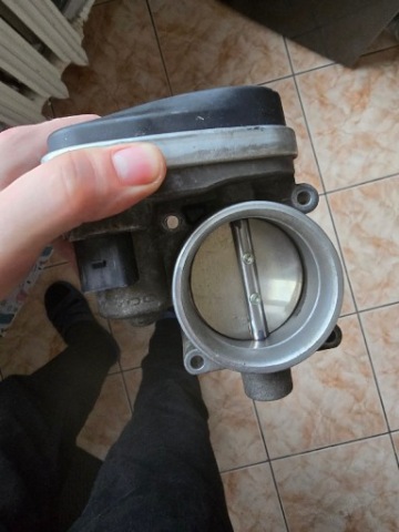 ДРОСЕЛЬНА ЗАСЛІНКА N42 N46 BMW E46 E90 E91 E87 