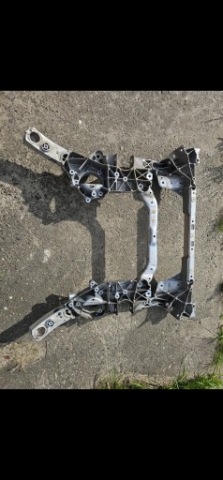 BMW 5 G30 G31 G32 G11 G12 F90 X DRIVE РАМА ПЕРІД ПІДРАМНИК 