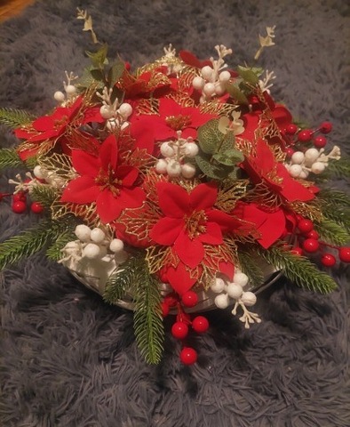 Stroik świateczny, Boże Narodzenie, czerwona gwiazda Betlejemska, poinsecja