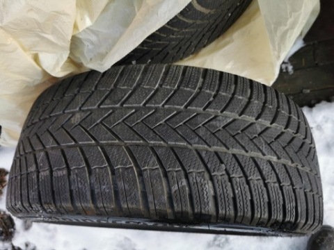 CUPRA FORMENTOR ШИНИ 245 / 45 R18 