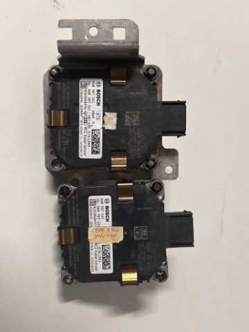 RADARY ДИСТРОНІК ACC AUDI A4 B9 КОМПЛЕКТ 2 SZT. 8W0907561 8W0907541 L+P 
