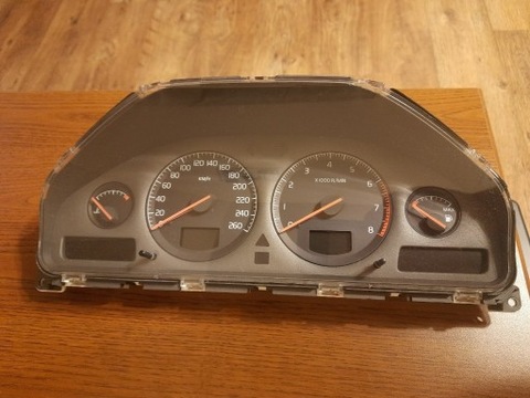 PANEL ZEGARY, VOLVO V70/S70 P/NO 9499668  