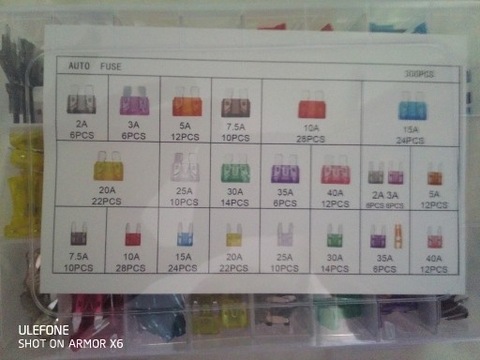 FUSES AUTOMOTIVE 300SZT  