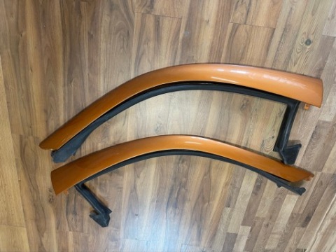 ПАНЕЛЬ Z НАКЛАДКА DACHOWYM КОМПЛЕКТНИЙ Z ПРОКЛАДКАМИ DO NISSANA 350Z 2003-08 L+P 