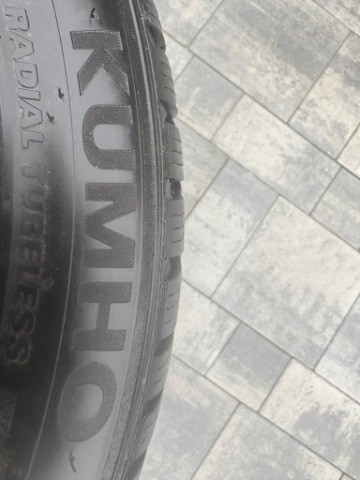 Kumho Wintercraft WP72 235/40 R19 98 V 2024r