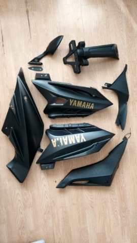 YAMAHA YZF R125 ВІТРОВИКИ ПЛАСТИК 