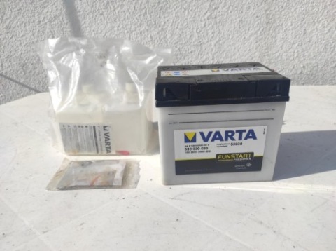 НОВИЙ АКУМУЛЯТОР DO МОТОЦИКЛА AUTKA SAMOCHODZIKA VARTA 30AH 12V 300A 