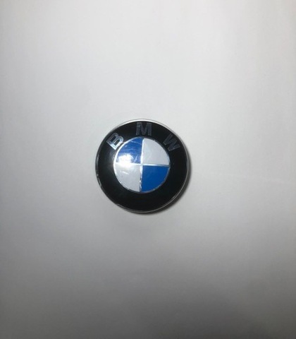 TAPA PARA DISCOS BMW  