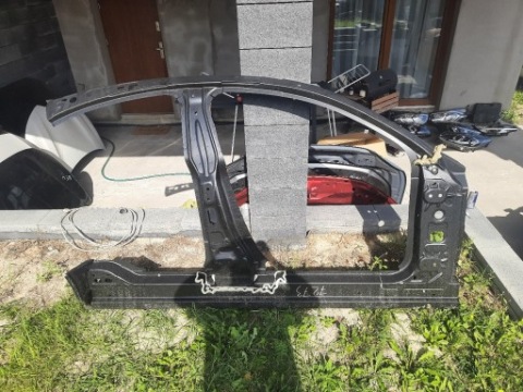MERCEDES CLA W118 ПРАВИЙ ПОРІГ СТІЙКА ОБШИВКА 