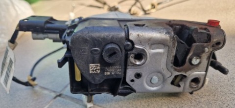 ЗАМОК ДВЕРИ ПРАВЫЙ ЗАД ЗАДНИЙ 016903 CITROEN C4 CACTUS 1 I 14-17 