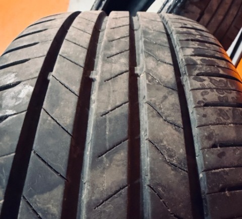 КОМПЛЕКТ , ШИНИ ЛІТНІ BRIGSTONE , 235/50 R20 RUN FLAT ЯК НОВЕ 