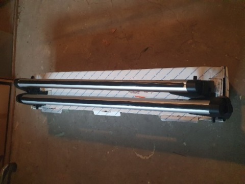 БАГАНИК ОРИГІНАЛЬНИЙ 5C6 071-126 НА ДАХ VW JETTA 