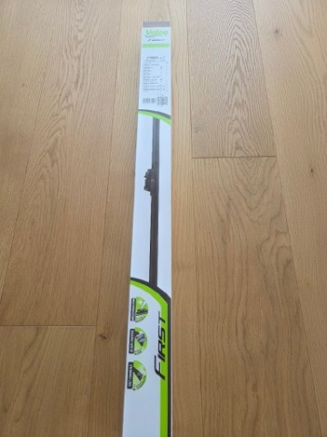 WycieraczkaValeo 575009 First 650mm