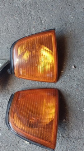 ПРОДАМ ПОВОРОТНІКИ AUDI 80 B3 