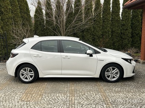 Toyota corolla 1.8 Hybrid 122KM, 1 właściciel