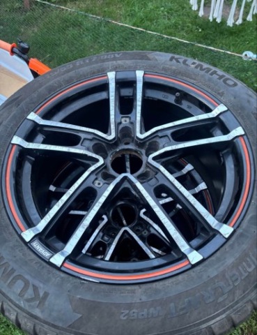 ШИНЫ ЗИМНИЕ KUMHO 215/55 R17 WINTERCRAFT 