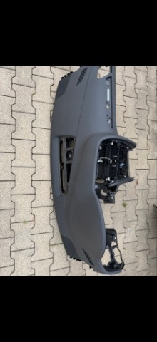 ДОШКА РОЗПОДІЛ AUDI A4 B8 