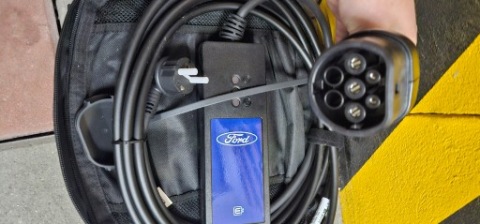 ОРИГІНАЛ ЗАРЯДНИЙ ПРИСТРІЙ PRZENOSNA EV FORD / FOMOCO 230V (ТИП 2 / SCHUKO) 