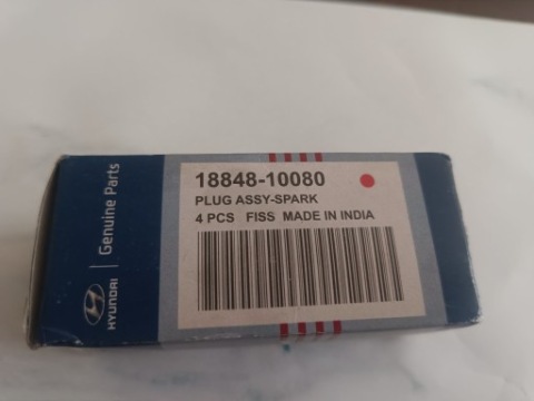 СВІЧКИ ЗАПАЛЕННЯ HYUNDAI NR 18848-10080 ОРИГІНАЛ (ЦІНА ZA КОМПЛЕКТ 4SZT) 