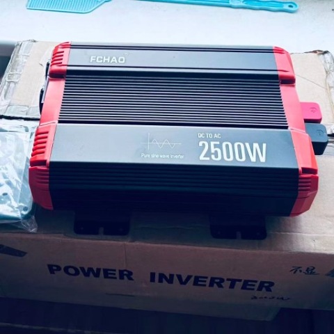FCHAO 2500W - ПЕРЕТВОРЮВАЧ 12V NA 220V 50HZ, ФІШКА DO UZYTKU КЕМПЕР 