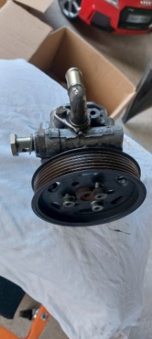 НАСОС ПІДСИЛЮВАЧА A3 8L 06A903315E 