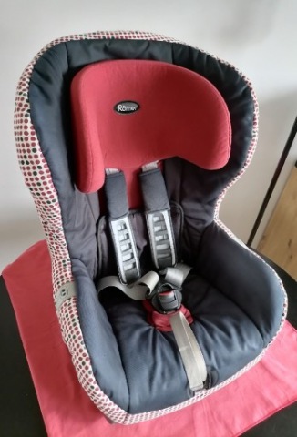 КРІСЛО BRITAX ROMER KING ПЛЮС MAGIC DOTS 9- 18KG 
