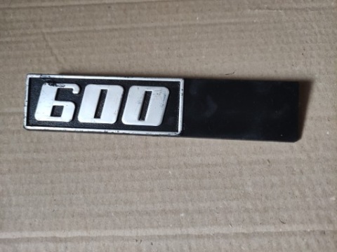 ЕМБЛЕМА ЗНАЧОК ЗАДНЬОЇ КРИШКИ БАГАЖНИКА 600 FIAT 126P PRL 