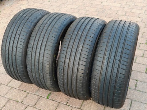 ШИНИ ЛІТНІ HANKOOK 215/50 R17 