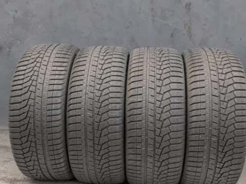 КОМПЛЕКТ ШИН ЗИМНИХ 235/55R19 105V HANKOOK WINTER I*CEPT EVO2 SUV 